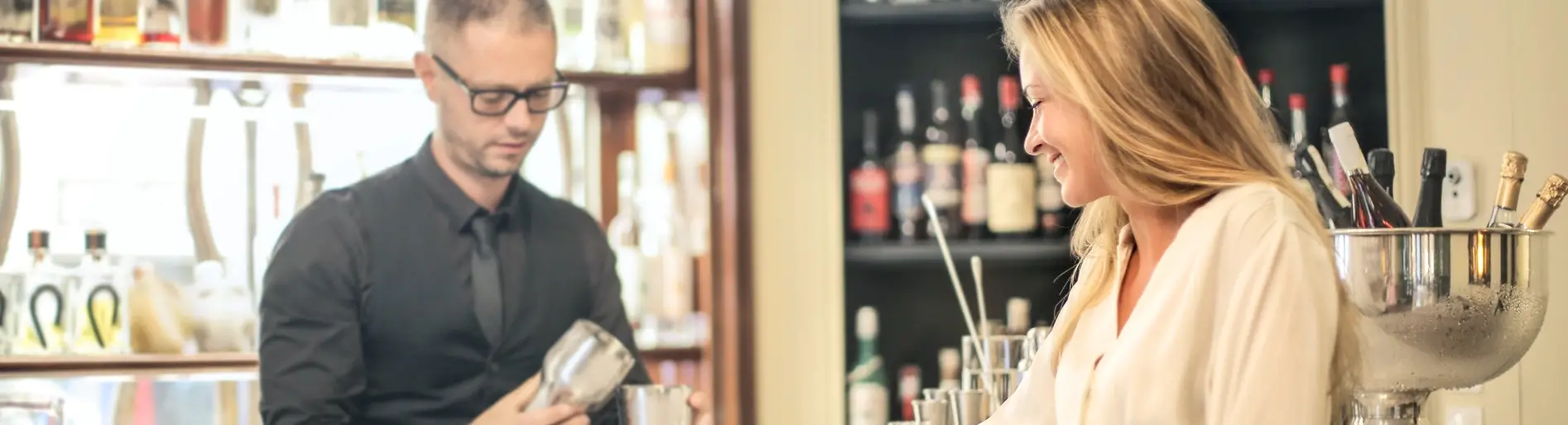 20 ways to say "How may I help you?" in Spanish Language Pro